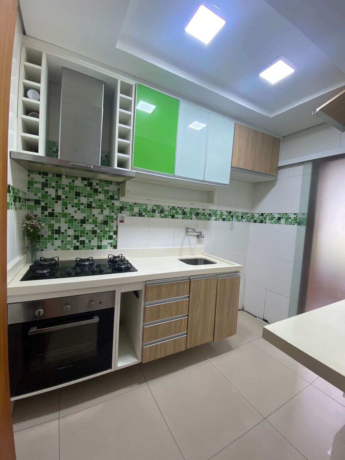 Apartamento à venda em Porto Alegre, Cavalhada, com 2 quartos, 46m²