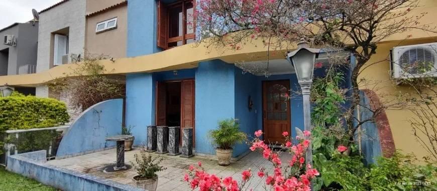 Casa de condomínio com 3 quartos, 200m², à venda em Porto Alegre, Ipanema